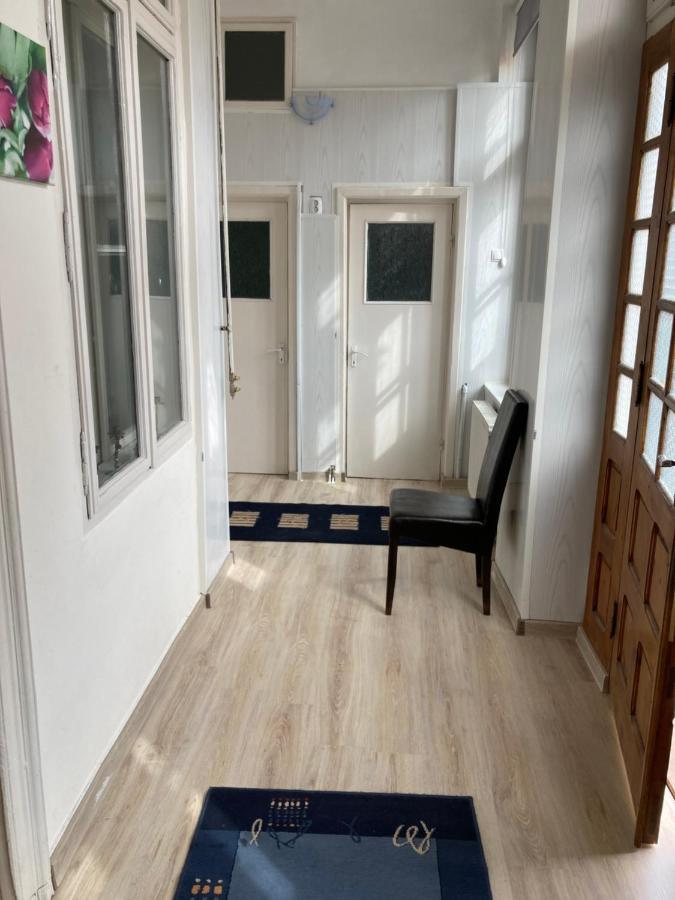 Irina Apartments Питещ Екстериор снимка